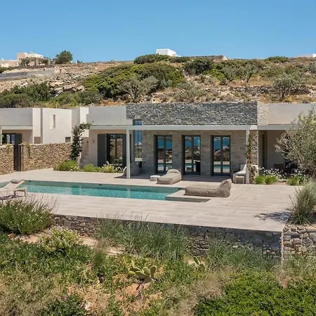37north Neotraditional With Breathtaking Sunset View