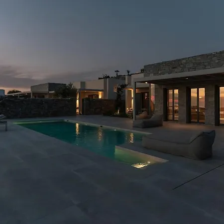 37north Neotraditional With Breathtaking Sunset View