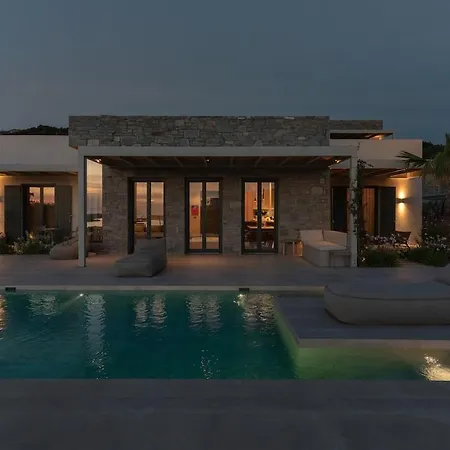 37north Neotraditional With Breathtaking Sunset View Villa *