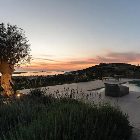 37north Neotraditional With Breathtaking Sunset View Villa