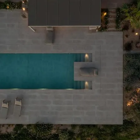 37north Neotraditional With Breathtaking Sunset View