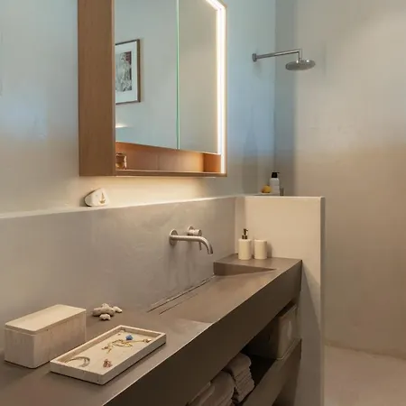 37north Neotraditional With Breathtaking Sunset View *