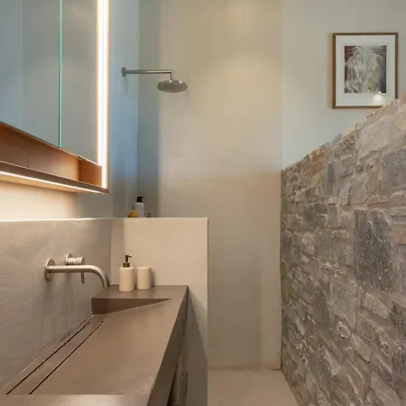 Villa 37north Neotraditional With Breathtaking Sunset View Moni Christou Dasous